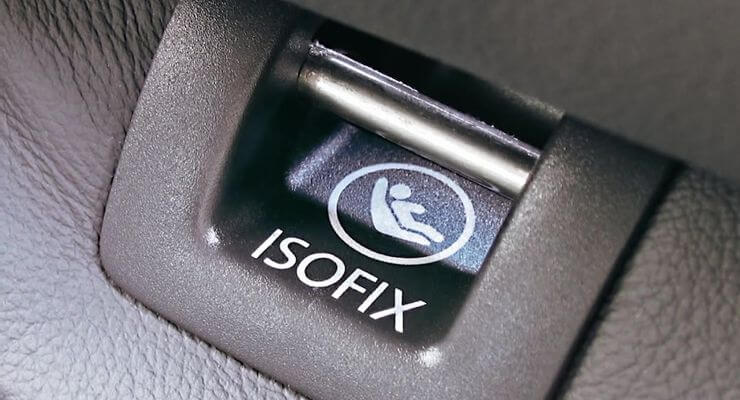 Isofix logo coche